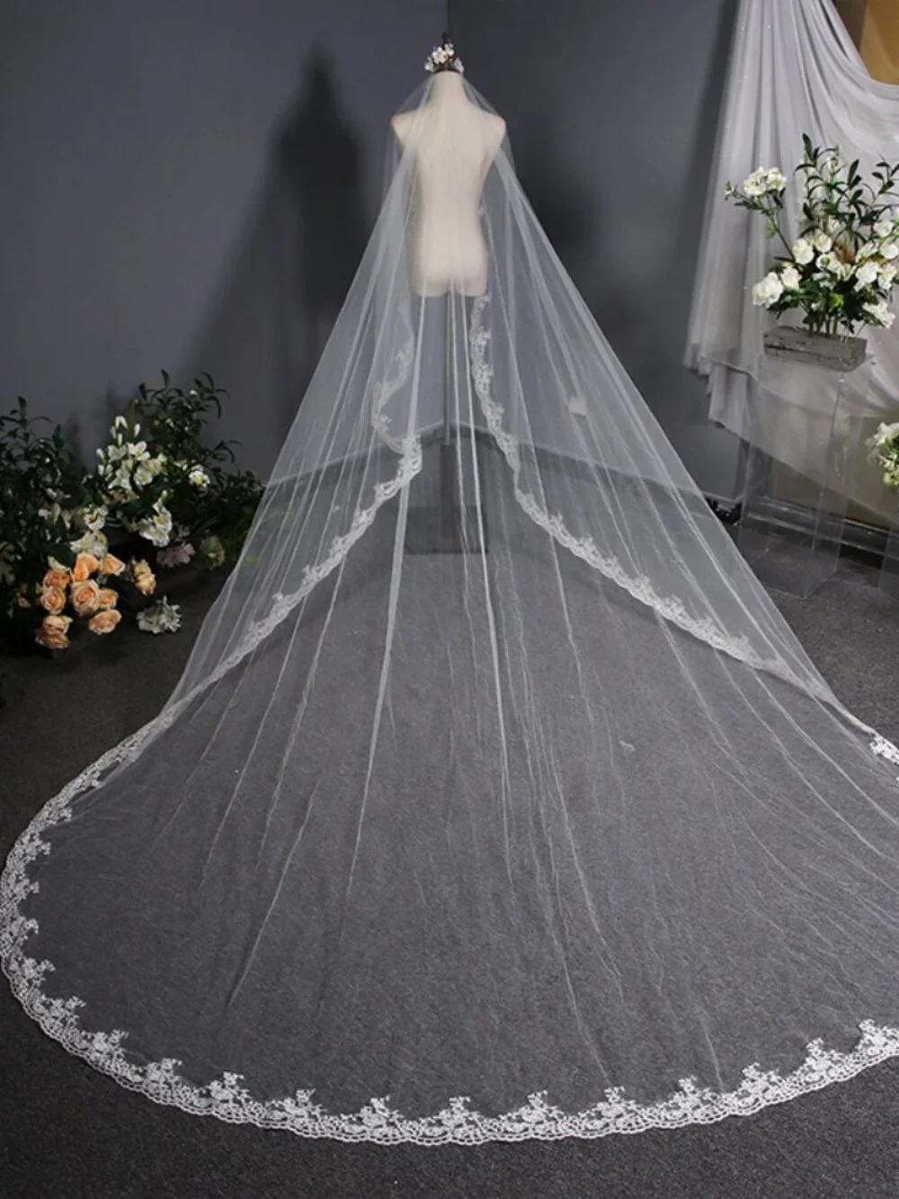 Regal Cathedral Length Bridal Veil 3.8m